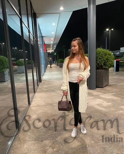 Call Girl Bangalore - Dayana