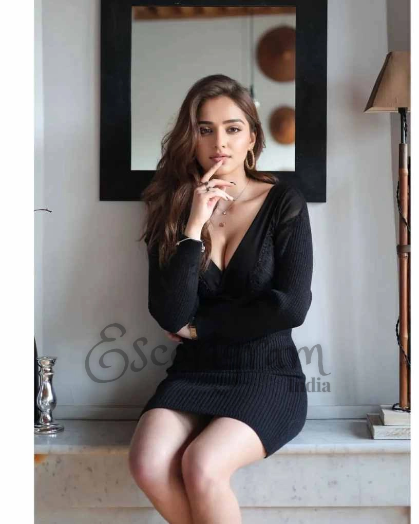 Call Girl Delhi - Divya Tripathi