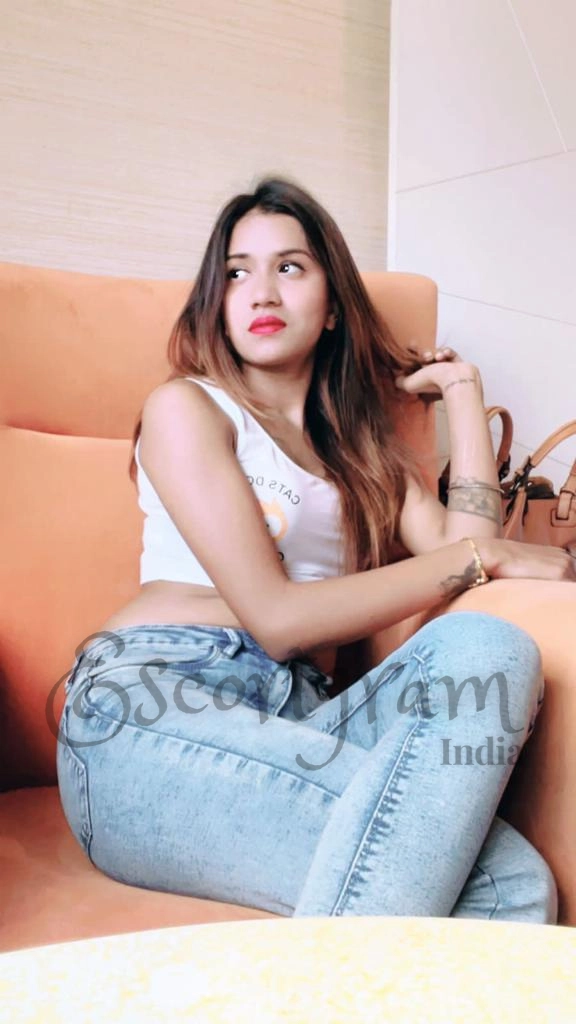 Call Girl Bangalore Kavya