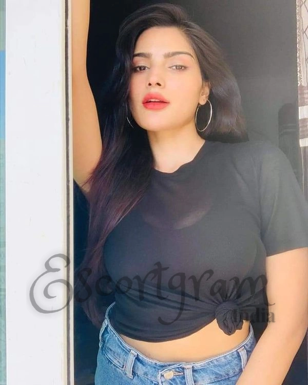 Call Girl Bangalore Meenakshi Dixit
