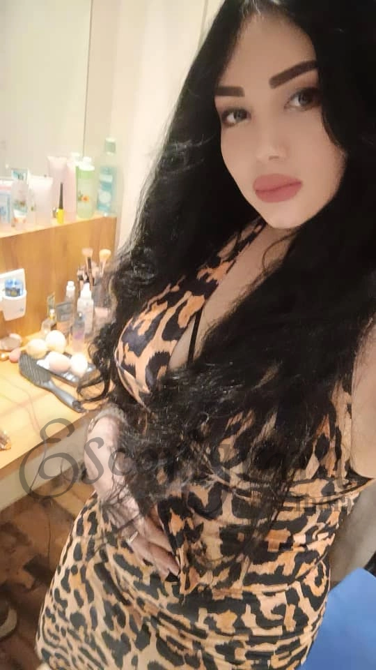 Call Girl Bangalore Moly