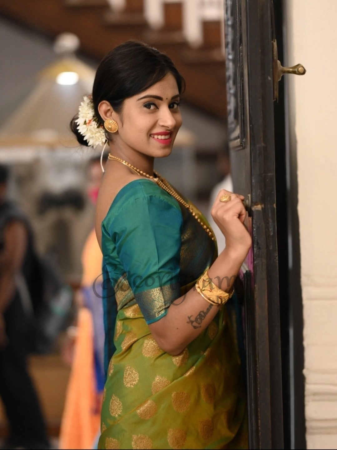 Call Girl Bangalore - Mona
