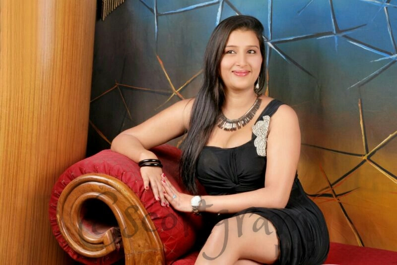 Call Girl Bangalore Naina Chaudhary