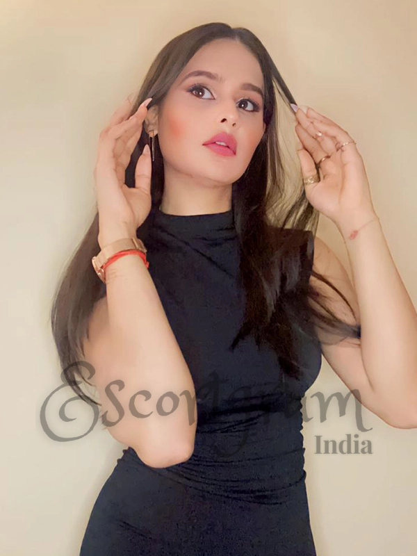 Call Girl Bangalore Raveena Gupta