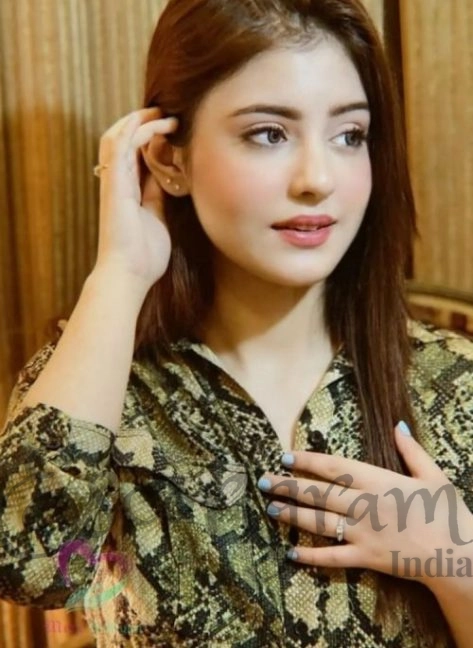 Call Girl Bangalore Sakshi Chopra