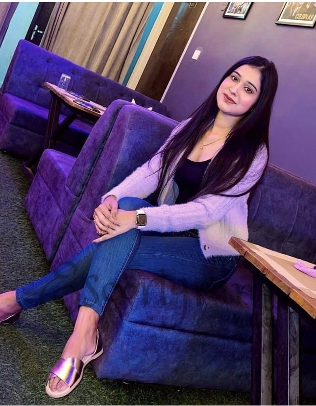 Call Girl Bangalore - Saloni Shukla