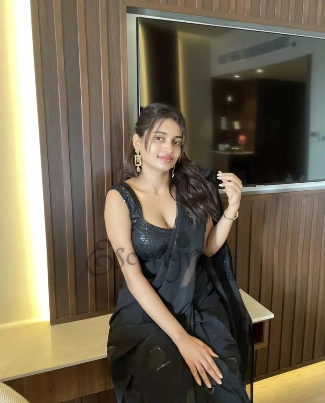 Call Girl Bangalore Sanaya Irani